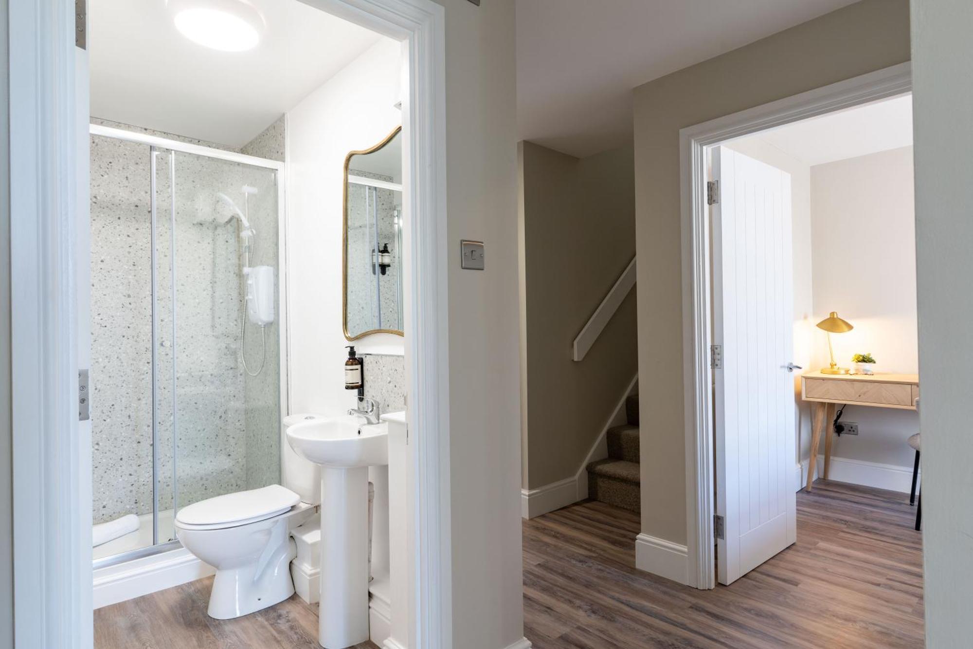 Wellington Place I Your Apartment 布里斯托 外观 照片