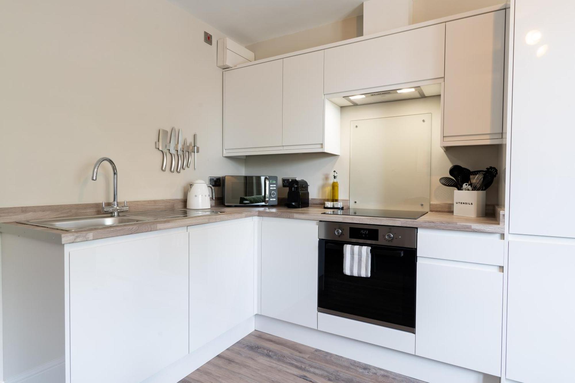 Wellington Place I Your Apartment 布里斯托 外观 照片